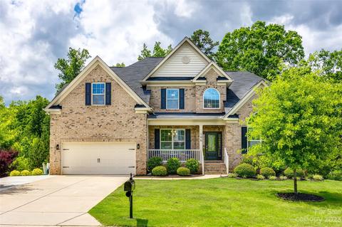 196 Kentmere Ln, Clover, SC 29710