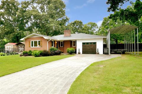 101 Crestwood Ct, Kannapolis, NC 28083