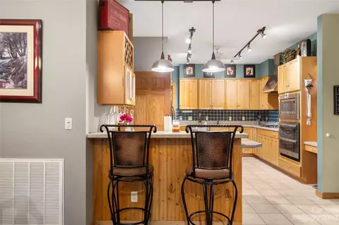 193 Eagle Ridge Rd, Clyde, NC 28721 photo 8