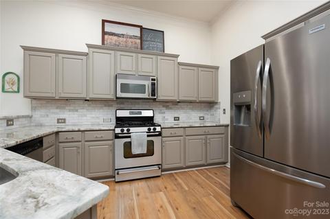 7219 Sedgebrook Dr W, Stanley, NC 28164 photo 7