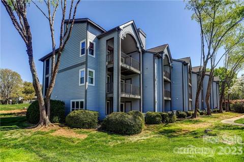 18741 Nautical Dr #104, Cornelius, NC 28031