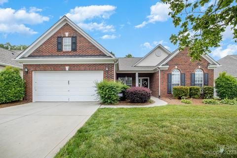 109 Wood Lake Dr, Monroe, NC 28110