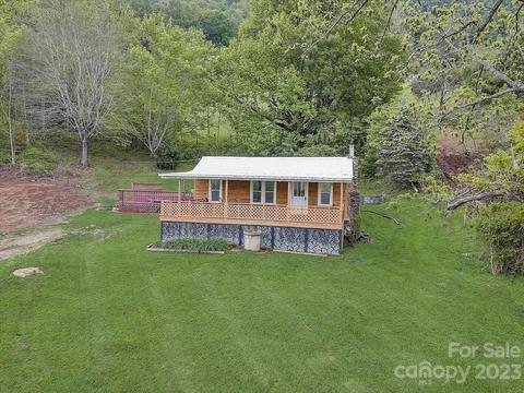 214 Plank Rd, Canton, NC 28716 photo 2
