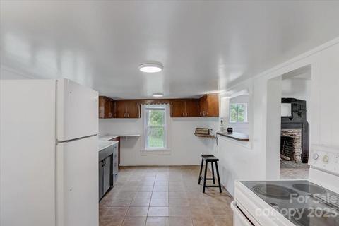 214 Plank Rd, Canton, NC 28716 photo 14