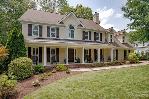 170 S Kimberly Rd, Davidson, NC 28036