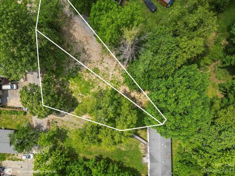 166 Lower Edgewood Road #1 & 2, Candler, NC 28715
