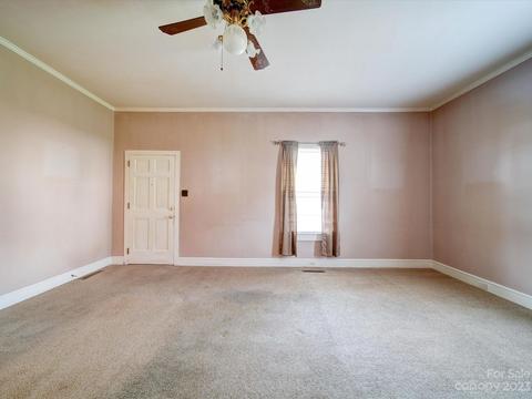 301 E 2nd St, Kannapolis, NC 28083 photo 12