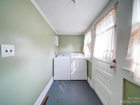 301 E 2nd St, Kannapolis, NC 28083 photo 27