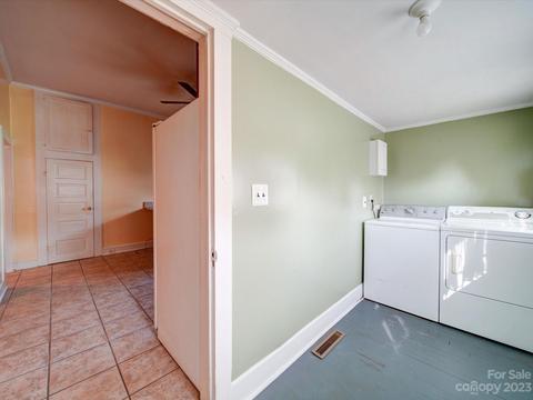 301 E 2nd St, Kannapolis, NC 28083 photo 28