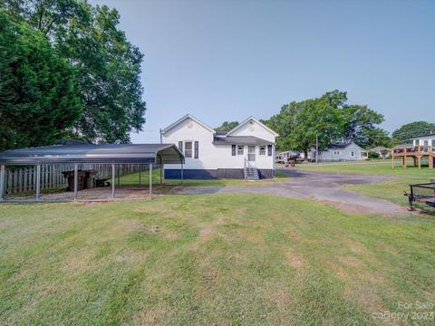 301 E 2nd St, Kannapolis, NC 28083 photo 2
