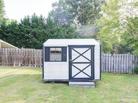 301 E 2nd St, Kannapolis, NC 28083 photo 34