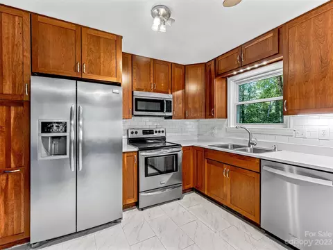 89 Canvasback Ct, Brevard, NC 28712 photo 16