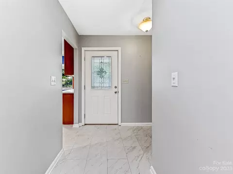 89 Canvasback Ct, Brevard, NC 28712 photo 4