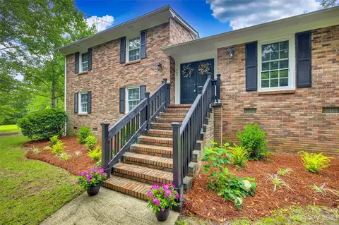 700 Cannon Dr, Rock Hill, SC 29730
