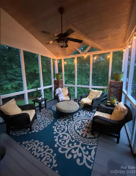 2215 Wednesbury Ct, Kannapolis, NC 28083