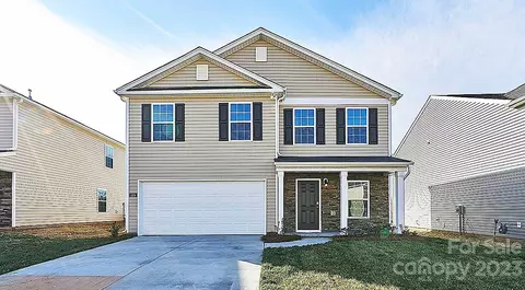 1184 Hickory Point Dr, Lexington, NC 27292