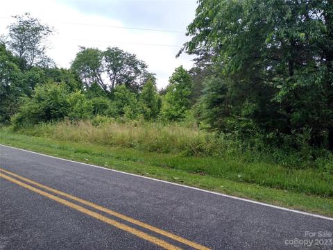 000 Middle Rd, Stony Point, NC 28678