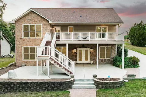 12916 Maranatha Dr, Norwood, NC 28128
