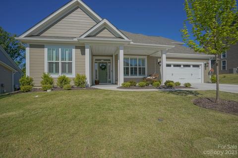 899 Sutherly Dr, Concord, NC 28025