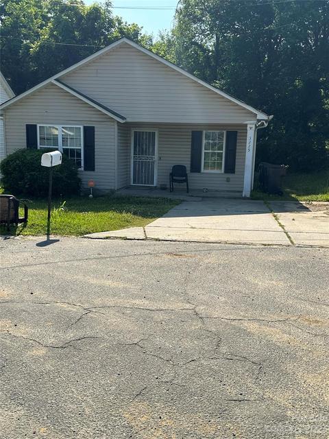 3225 Lasalle St, Charlotte, NC 28216