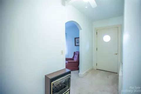 138 Amethyst Ave, Spruce Pine, NC 28777