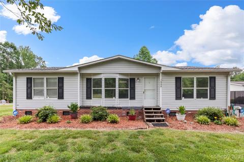 5227 Lewis Rd, Gastonia, NC 28052