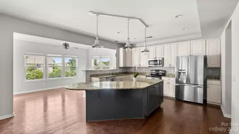355 Thornhill St, Fort Mill, SC 29715