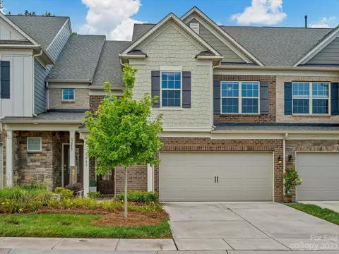 3061 Hartson Pointe Dr, Indian Land, SC 29707
