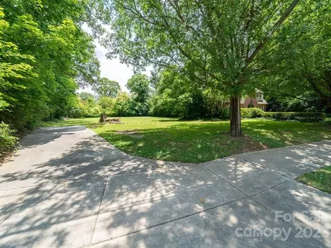 3019 Selwyn Ave #1, Charlotte, NC 28209