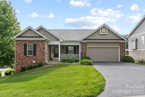 193 Shaws Creek Farm Rd, Hendersonville, NC 28739