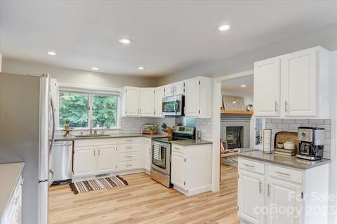 139 Sunshine Acres, Sylva, NC 28779 photo 11