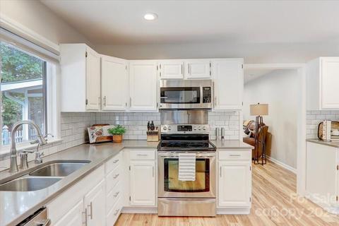 139 Sunshine Acres, Sylva, NC 28779 photo 12