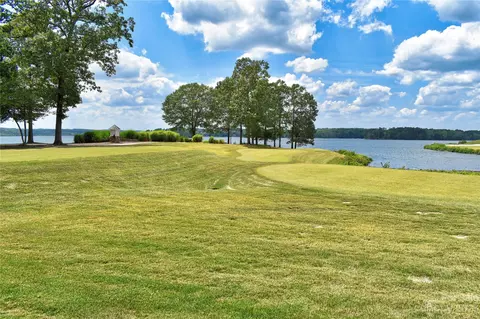 1754 Southpoint 8 Ln #8, Badin Lake, NC 28127