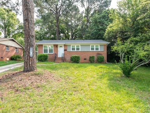 4312 Knollcrest Dr, Charlotte, NC 28208
