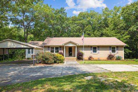 355 Dana Dr, Catawba, SC 29704