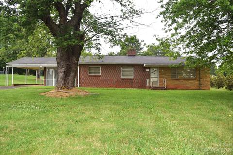 506 Burke St, Hickory, NC 28601