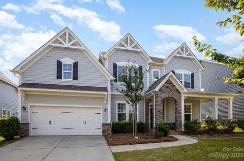 1021 Sterling Dr, Waxhaw, NC 28173