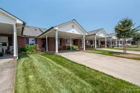 3881 Sage Ct, Denver, NC 28037 photo 2