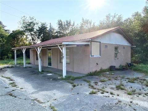 1965 Black Oak Ridge Rd, Taylorsville, NC 28681