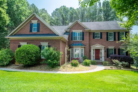 4504 Rippling Cove Ct, Denver, NC 28037