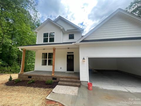 3 Bridges Ave, Marietta, SC 29661