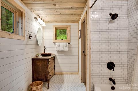 289 Lanterns Wick Trl, Sylva, NC 28779 photo 6