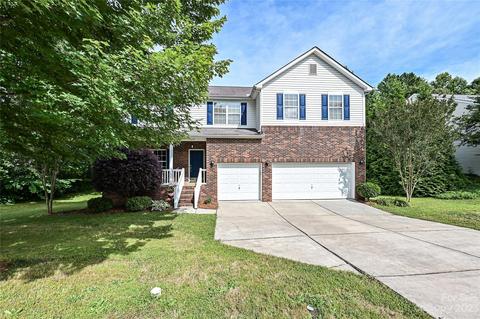 3019 Kilbeggan Dr, Clover, SC 29710