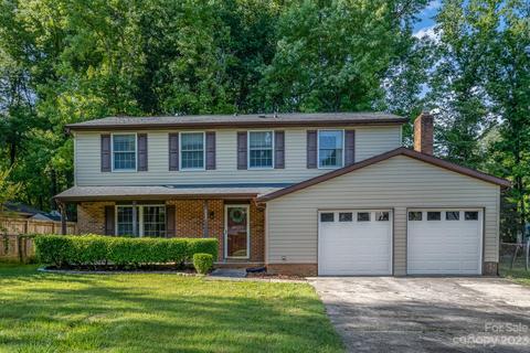 6407 Ivory Palm Dr, Charlotte, NC 28227