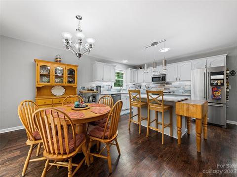 17 Secluded Trl, Candler, NC 28715 photo 11