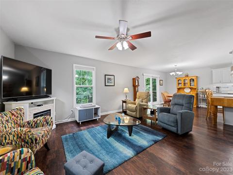 17 Secluded Trl, Candler, NC 28715 photo 8