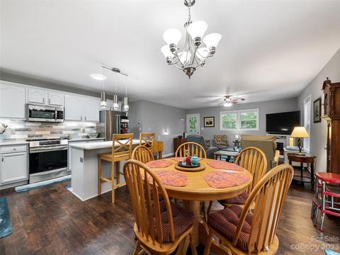 17 Secluded Trl, Candler, NC 28715 photo 12