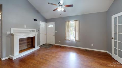 309 Mel Ln, Crouse, NC 28033 photo 3