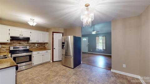 309 Mel Ln, Crouse, NC 28033 photo 8