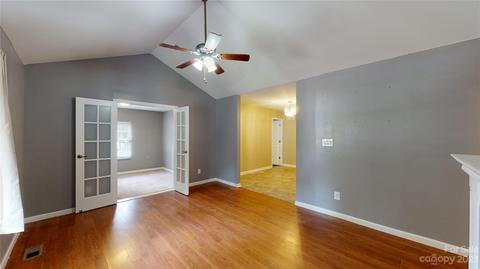 309 Mel Ln, Crouse, NC 28033 photo 4